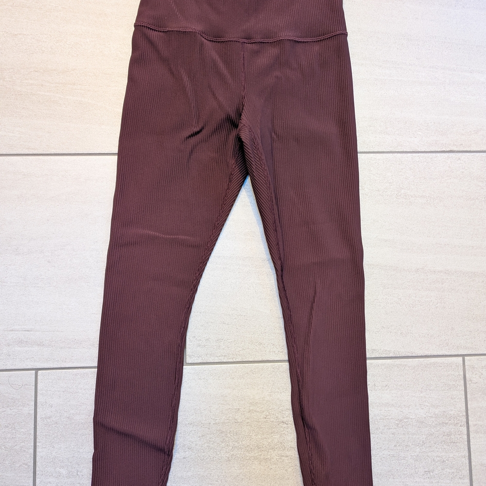 Athleta Elation Rib Tight Cabernet Size Small Petite